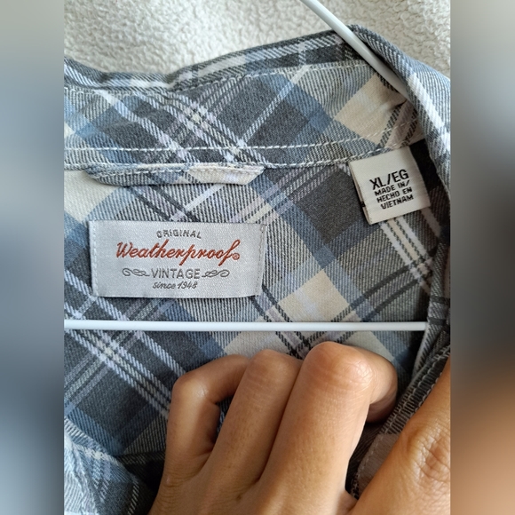 Men's Weatherproof Casual Button Down Grey Plaid Shirt - Picture 6 of 9